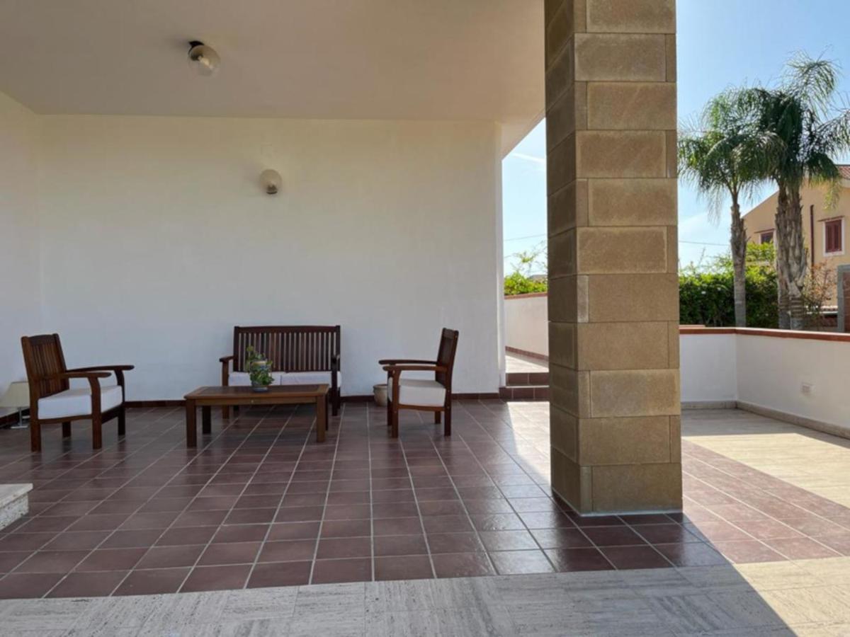 Villa Capri Holiday Home Campofelice Di Roccella Exteriér fotografie