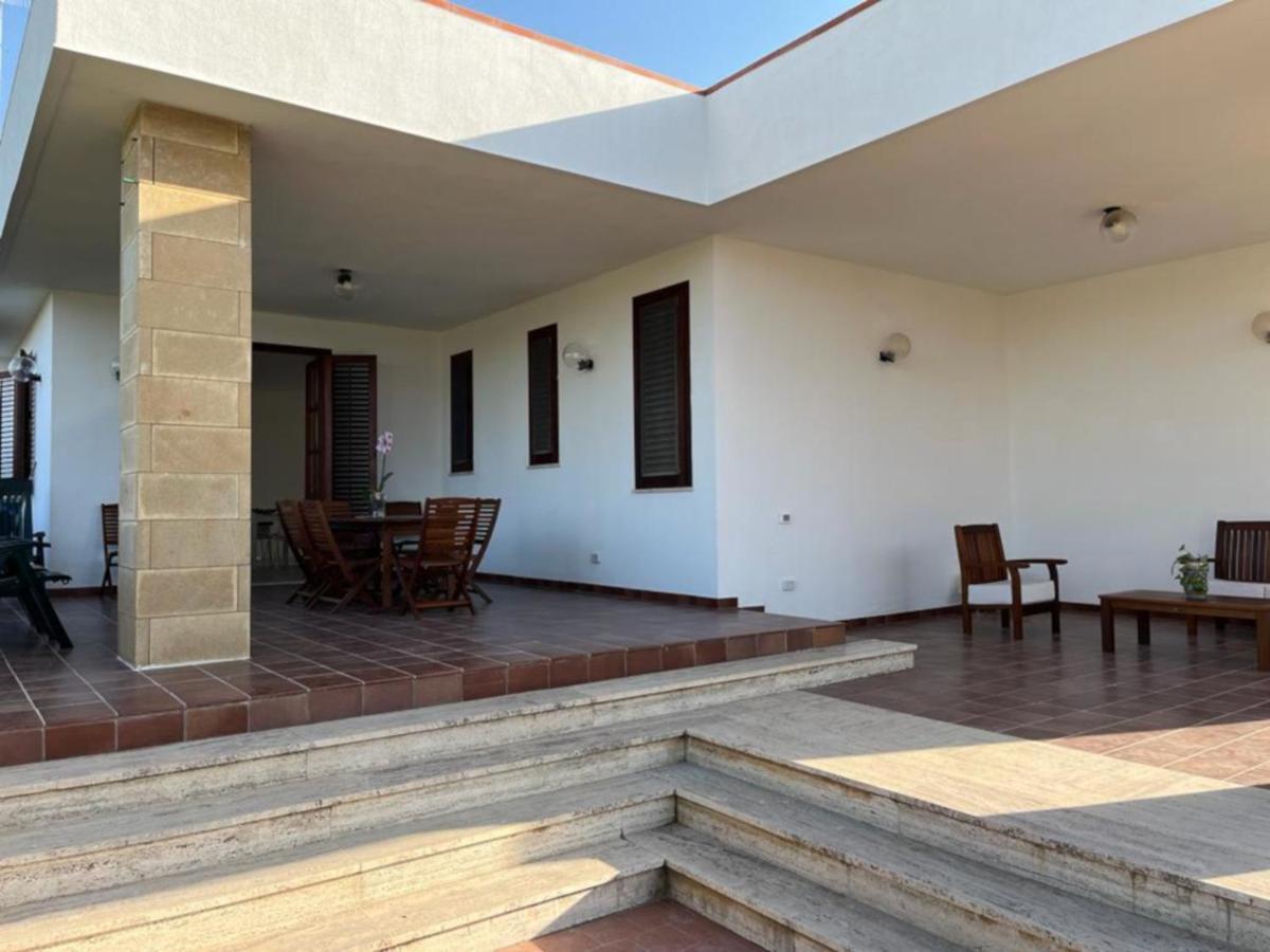 Villa Capri Holiday Home Campofelice Di Roccella Exteriér fotografie